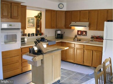 30 Tudor Ct, Lutherville Timonium, MD 21093 - photo 7