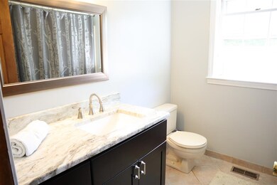 28 Chase Brook Cir, Litchfield, NH 03052 - photo 6