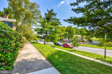 2976 Schubert Dr, Silver Spring, MD 20904 - photo 3