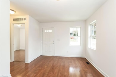 2532 Ansonia St, Winston Salem, NC 27105 - photo 3