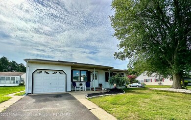 108 Chelsea Dr unit 72, Whiting, NJ 08759 - photo 2