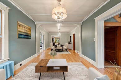 Room for den/piano/more dining space