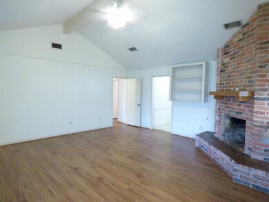 5038 Mary Lou Dr, Houston, TX 77092 - photo 3