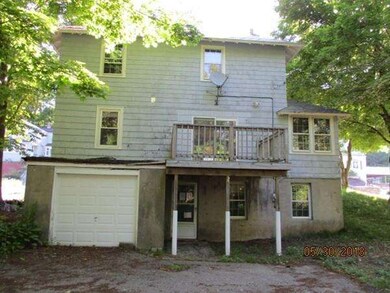 576 Chandler St, Worcester, MA 01602 - photo 2