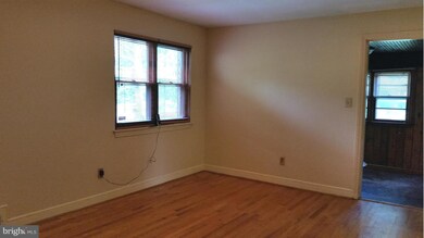 6718 Conway Ave, Takoma Park, MD 20912 - photo 4