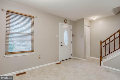 6384 Ducketts Ln, Elkridge, MD 21075 - photo 2