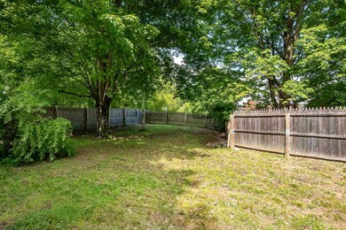 8 Broadway St, Rochester, NH 03868 - photo 2