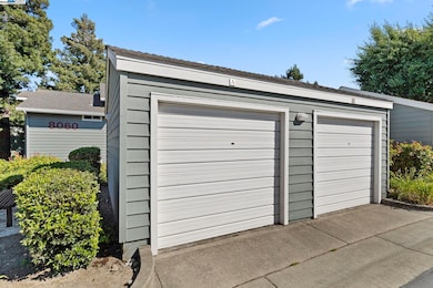 8060 Mountain View Dr unit A, Pleasanton, CA 94588 - photo 5