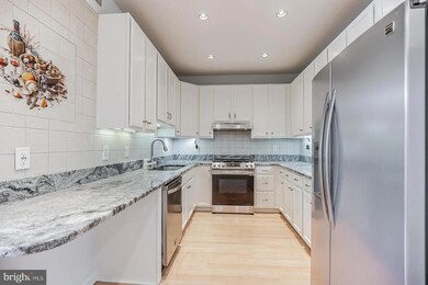 1053 Chanticleer unit C1053, Cherry Hill, NJ 08003 - photo 4