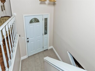 7x7 Entry Foyer