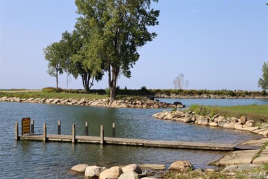 Less than 2 miles from the grindstone harbor and marina!