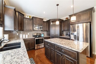 1529 SW 41st St, Lees Summit, MO 64082 - photo 3