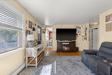 9 Bayview Ave, Oak Bluffs, MA 02568 - photo 3