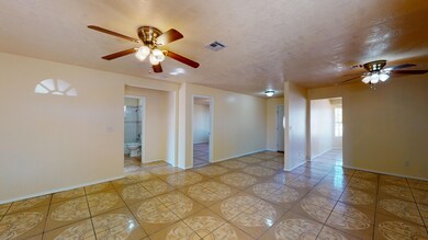 611 Old Laredo Rd_Lisa Ramos