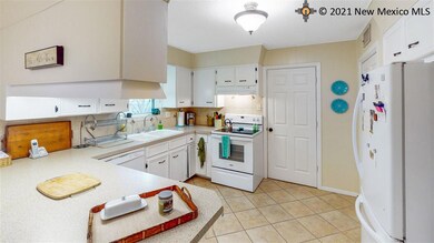 2601 N Breckon Dr, Hobbs, NM 88240 - photo 5