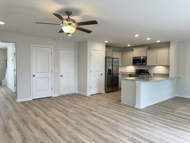 217 Chevelle Ct, Shelbyville, TN 37160 - photo 4