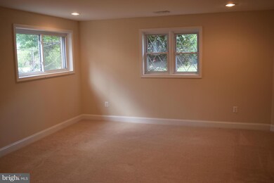 6900 Nashville Rd, Lanham, MD 20706 - photo 6