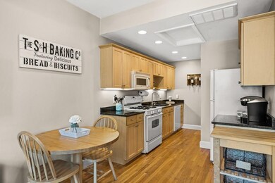 39 Chestnut St unit 2C, Stoneham, MA 02180 - photo 6