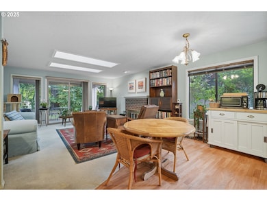 15104 NE Brazee St, Portland, OR 97230 - photo 6