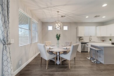 Easy access to the yard and BBQ via slider. Eat in