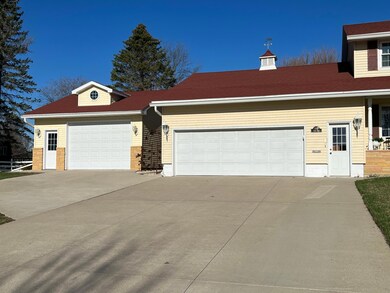 440 Kings Rd, Fairmont, MN 56031 - photo 2