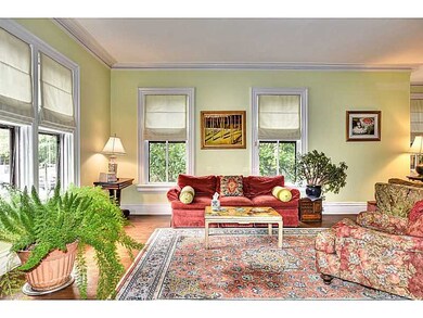 168 Bowen St, Providence, RI 02906 - photo 4