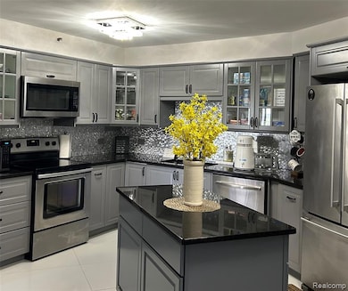 5000 Town Center unit 2405, Southfield, MI 48075 - photo 4