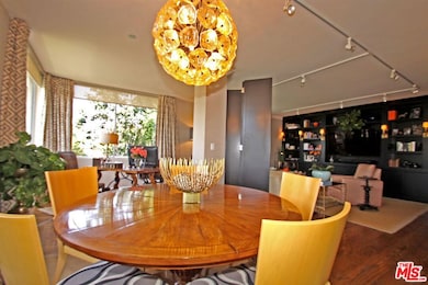 412 N Palm Dr unit 402, Beverly Hills, CA 90210 - photo 7