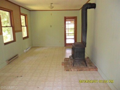 9890 Raz Ln, Union Pier, MI 49129 - photo 2