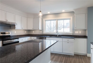 463 Broadway, Providence, RI 02909 - photo 6