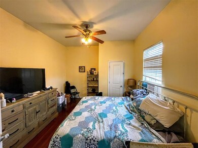 3/1 bedroom 1