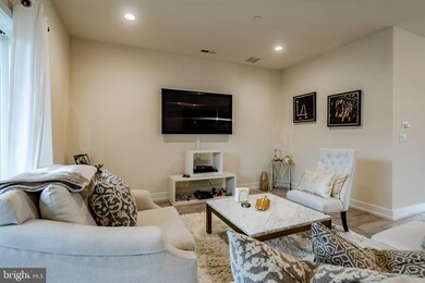 816 Lakeview Ct, King of Prussia, PA 19406 - photo 6