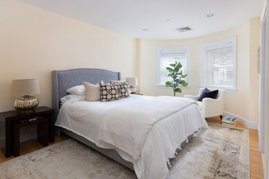 1861 Beacon St unit B, Brookline, MA 02445 - photo 6