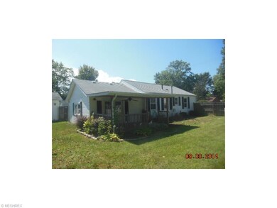 761 Kenilworth Ave, Sheffield Lake, OH 44054 - photo 3