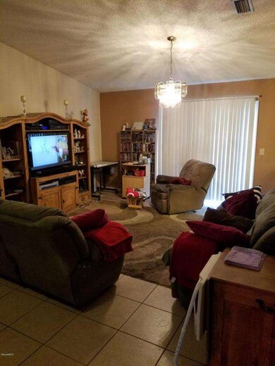 Living Area 3 5130 Carter St