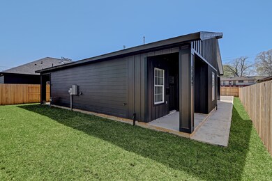 4409 Weaver Rd unit 1, Houston, TX 77016 - photo 2