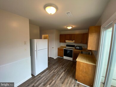 109 Powhatan Ct unit 107, Stafford, VA 22556 - photo 5
