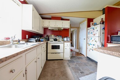kitchen pic 2