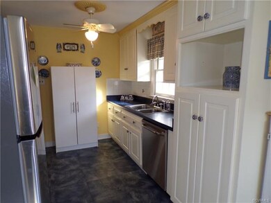 Another view of kitchen