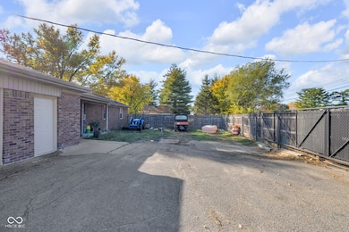 7601 Milhouse Rd, Indianapolis, IN 46241 - photo 4