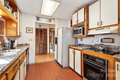 36 Mitchell View Rd, Bakersville, NC 28705 - photo 7