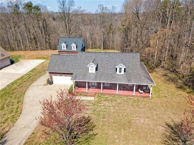 152 Zurich Ln, Statesville, NC 28625 - photo 5