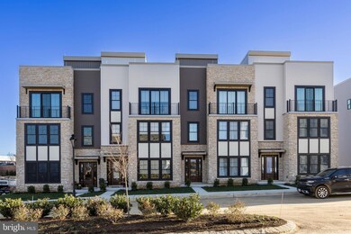 339 Horseshoe Trail unit 16E, Newtown Square, PA 19073 - photo 5