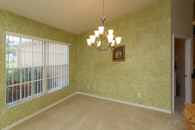 004_Dining Room