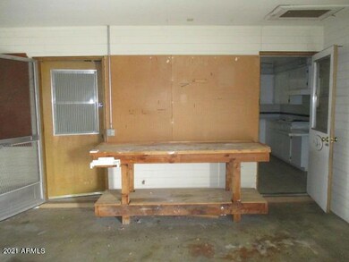 023-238450 - garage workbench