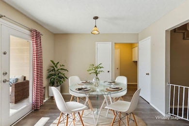 Breakfast room open to the kithcen.