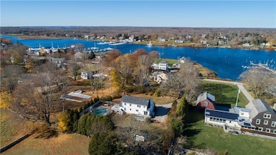 32 Avondale Rd, Westerly, RI 02891 - photo 2