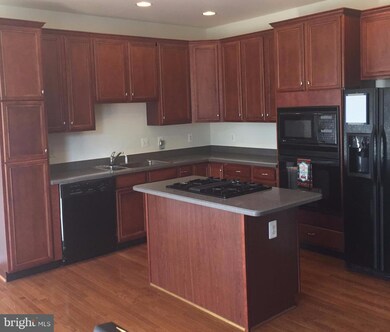 25511 Beresford Dr, Chantilly, VA 20152 - photo 7