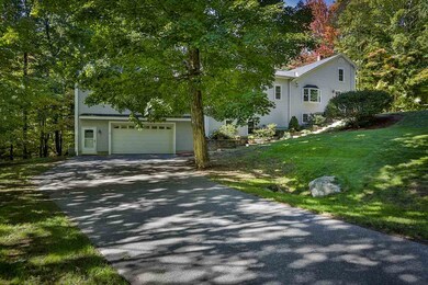 69 Goodhue Rd, Derry, NH 03038 - photo 2