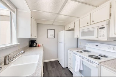 5098 E Ashlan Ave unit 103, Fresno, CA 93727 - photo 6